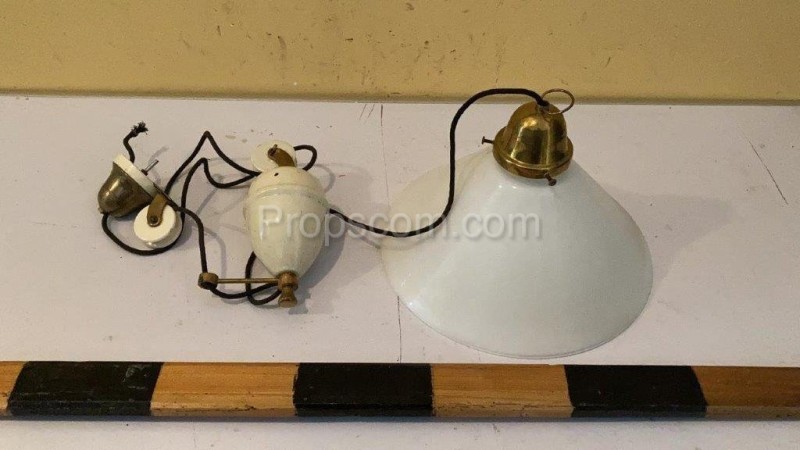 Suspended pull-out lamp