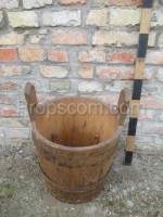 Bucket with forged hoops