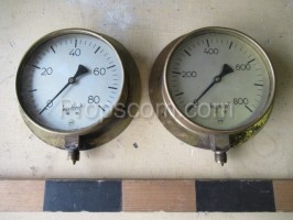 Pressure gauge