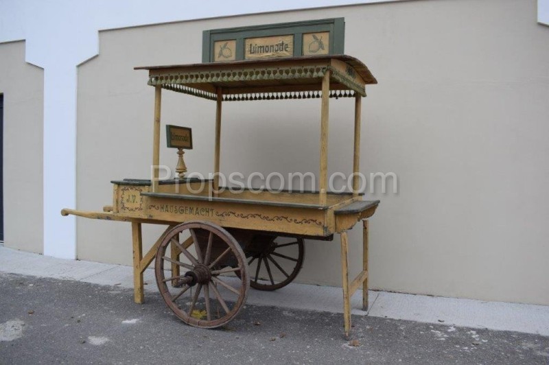 Mobile stand for lemonade