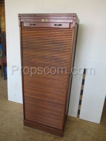 Cabinet with high roller shutter (registration)