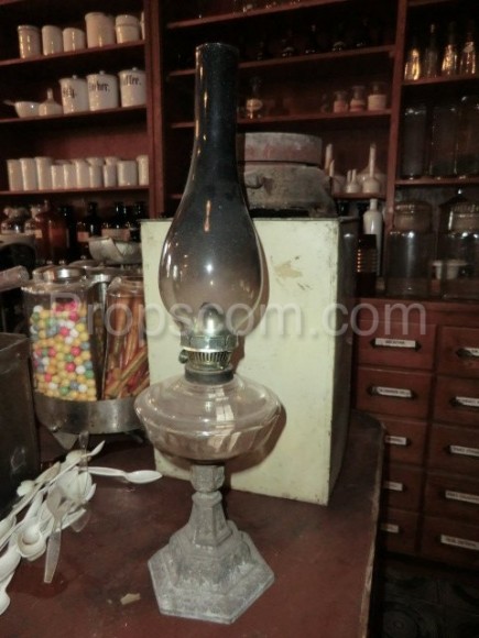 Oil lamp