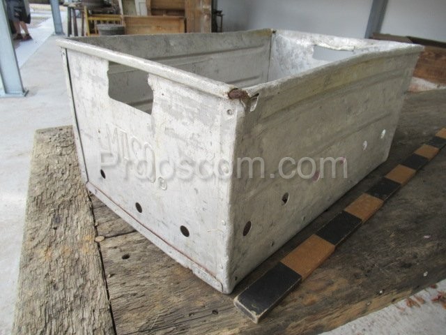 Aluminum crate - meat industry