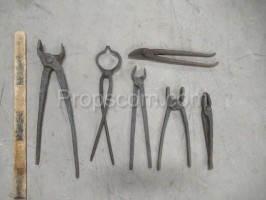 Blacksmith's pliers