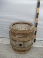 Barrel with hemp hoops