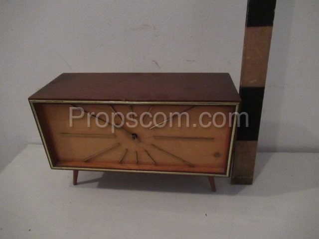 Interior table clock