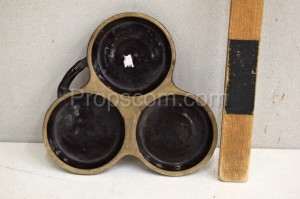 Ceramic baking mold