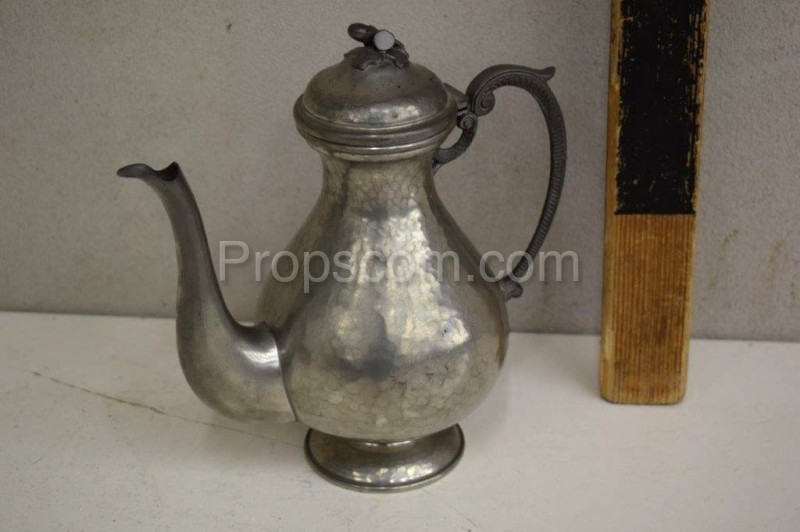 Tin teapots