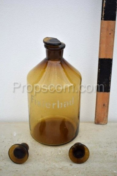 Laboratory bottle