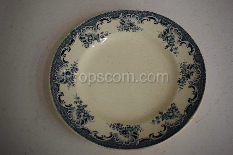 Set of plates