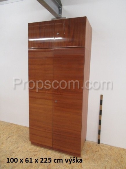 Cabinet with extension