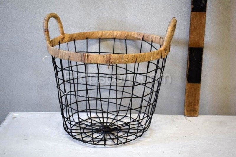 Wire basket