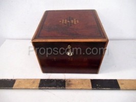 Jewelry box